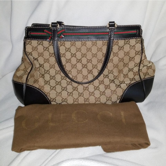 Authentic Gucci GG Monogram Supreme Web Mayfair - Picture 2 of 11